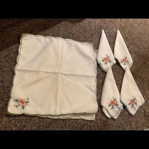 Villeroy & Boch Dinner Napkins (8) Excellent